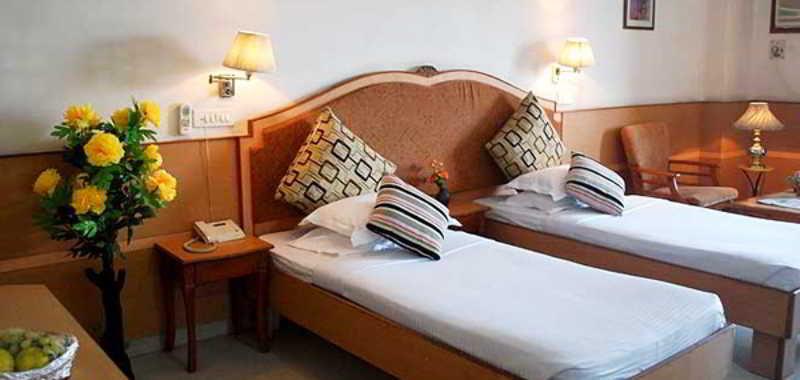 Alleppey Prince Hotel Alappuzha Εξωτερικό φωτογραφία